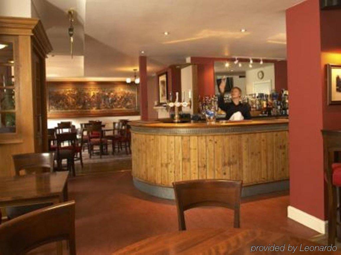 Waterloo Hotel Кроуторн Экстерьер фото