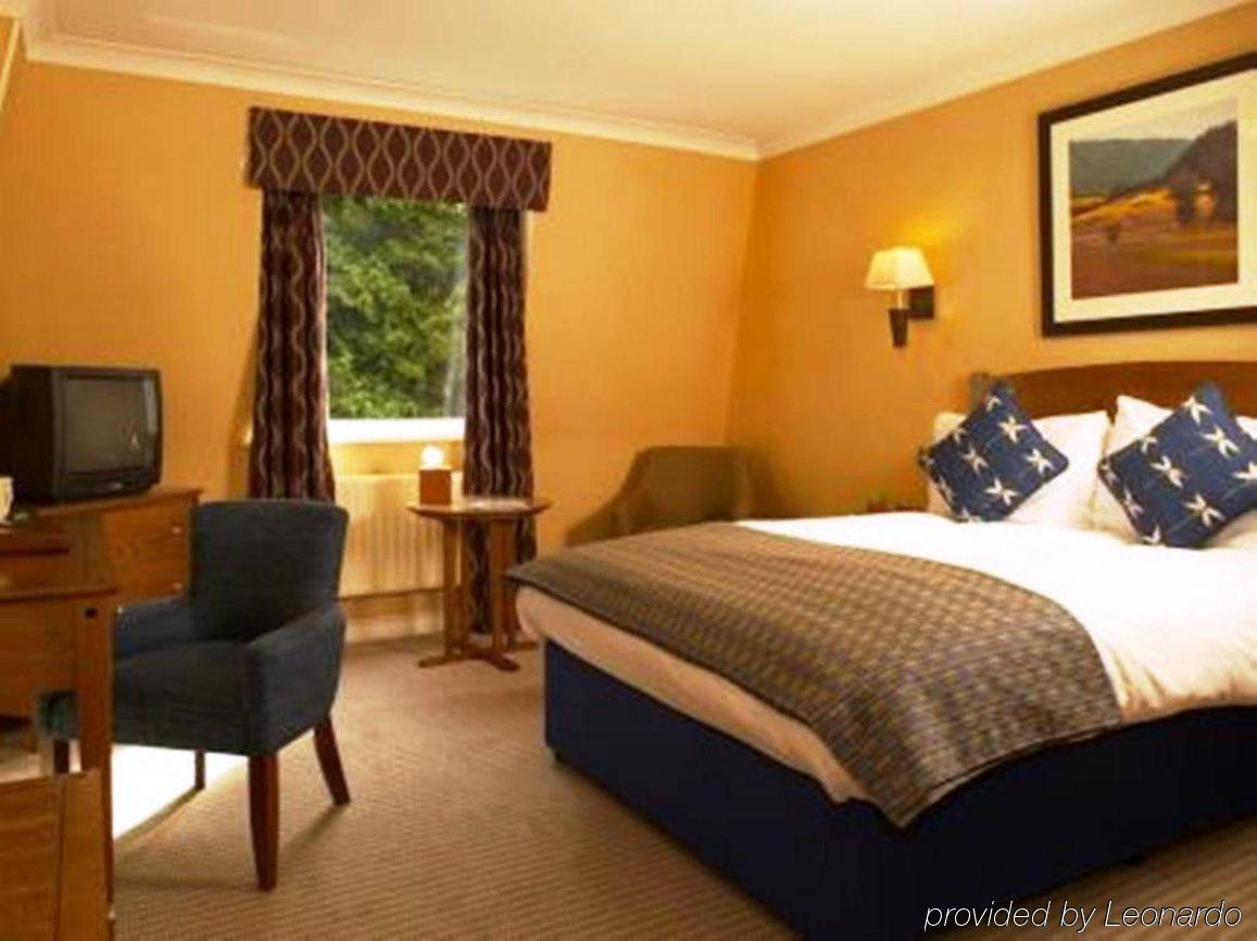 Waterloo Hotel Кроуторн Экстерьер фото
